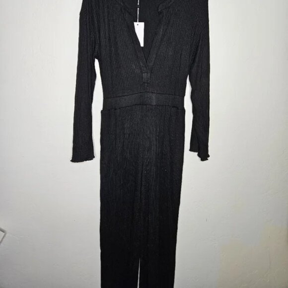 NWT Lovers + Friends x Revolve Black Long Sleeve Ribbed Jogger Jumpsuit Small - Picture 3 of 9